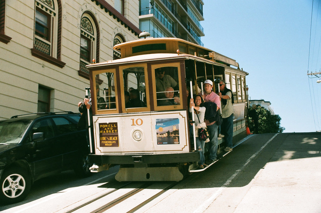 Powell street line cablecar 10