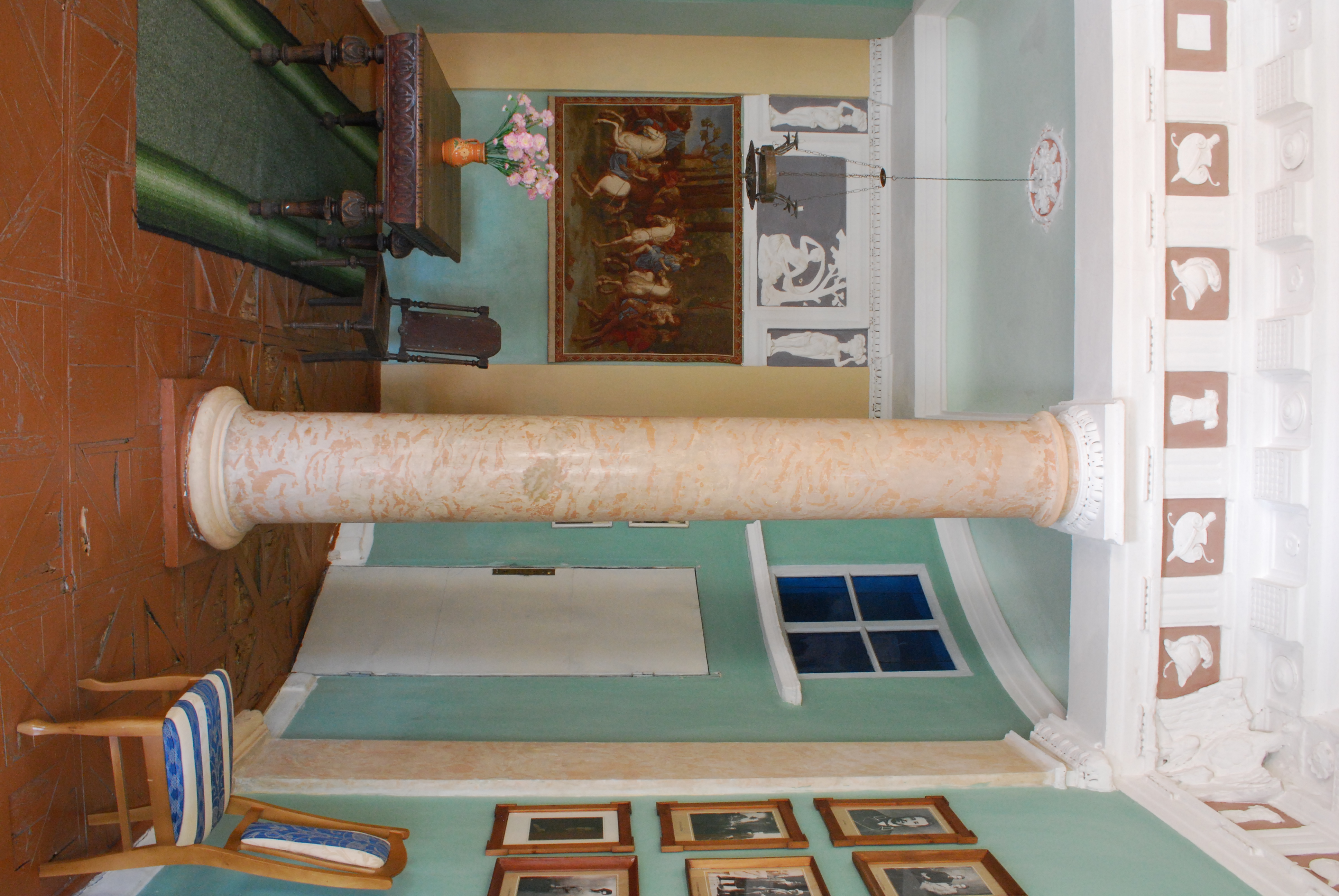 Gutshof in Samtschiki. Interieur
