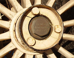 BM BV - hub cap name