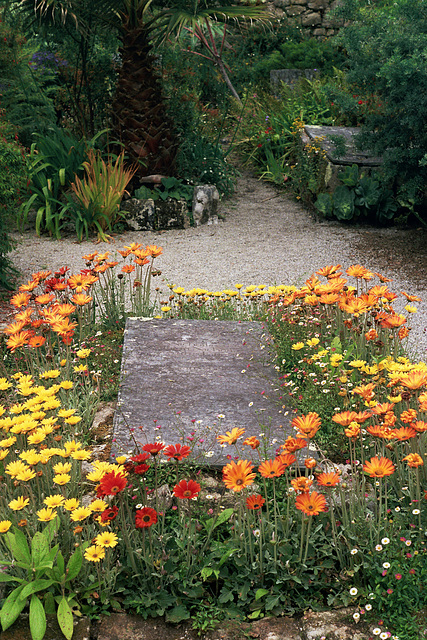 a pretty tomb