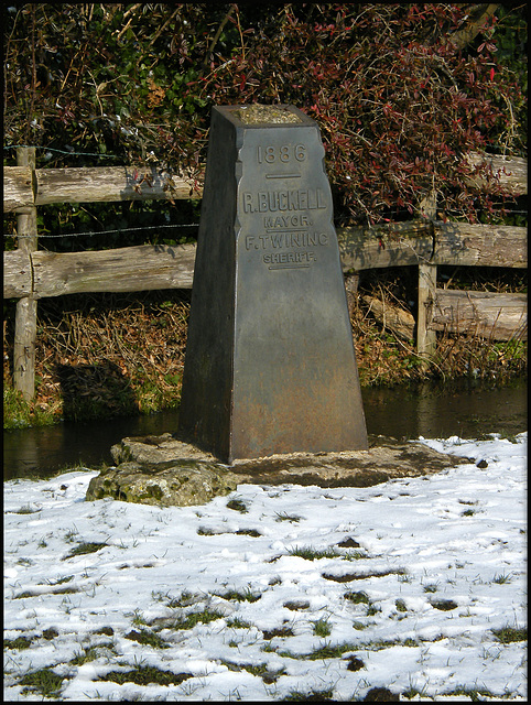 Oxford boundary stone