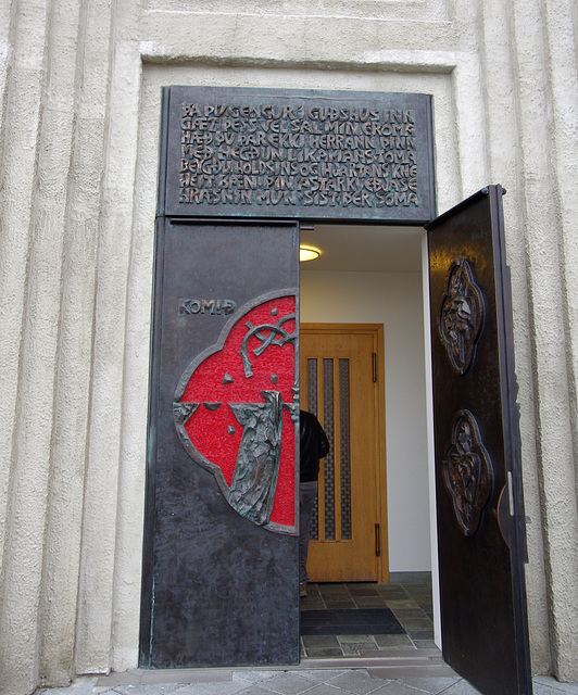 Front door of the Hallgrímskirkja