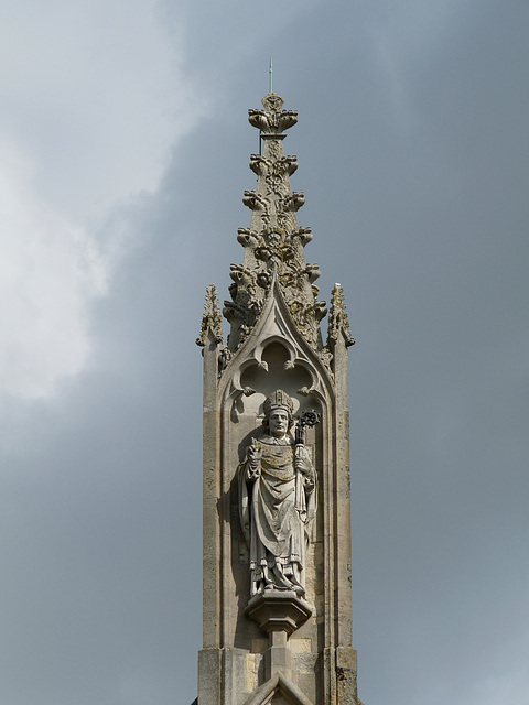 Statue of William of Wykeham