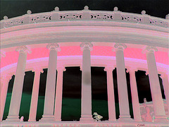 Pink colonnade !