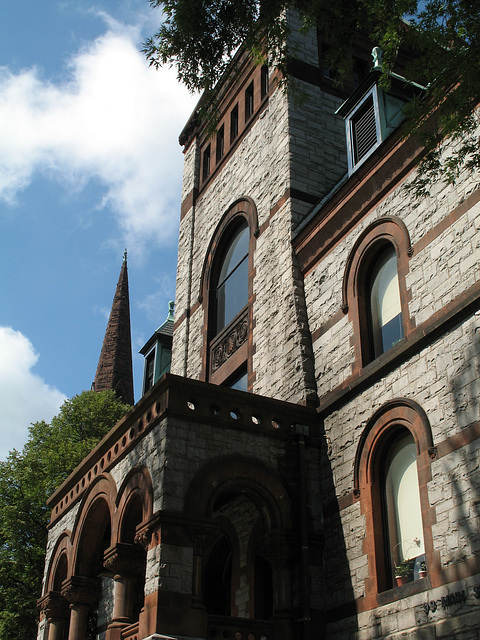 Hampshire County Courthouse