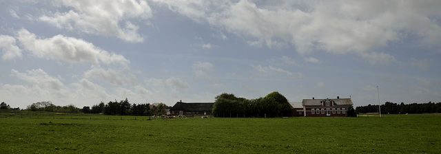 Unser Haus und der Nachbarhof