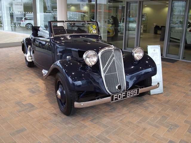 citroen at slough (103)