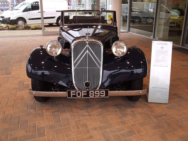 citroen at slough (110)