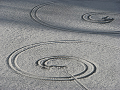 Chilly "crop" circles
