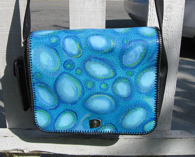 Blue Amoeba Satchel