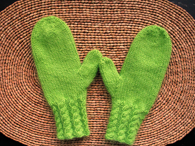 Cable Mittens