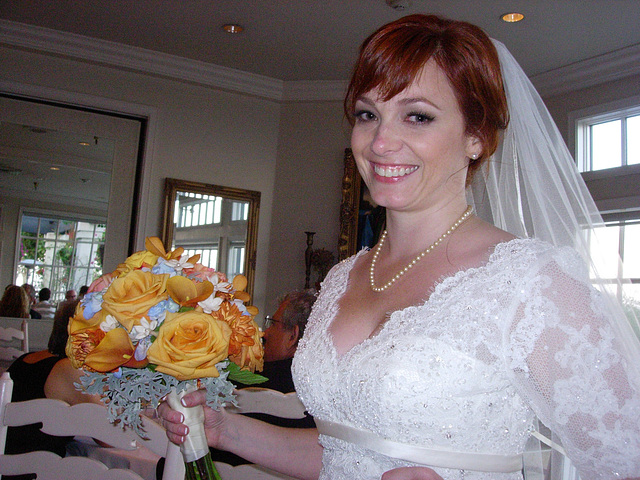 Elise arrives at the reception