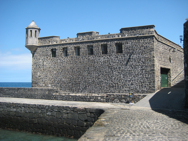 Teneriffa - Hafenfestung Puerto de la Cruz