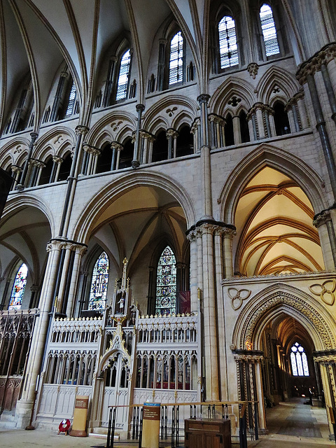 lincoln cathedral