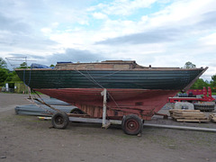 1001 - small keel yacht
