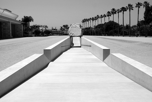 Levitated Mass by Michael Heizer (2179)