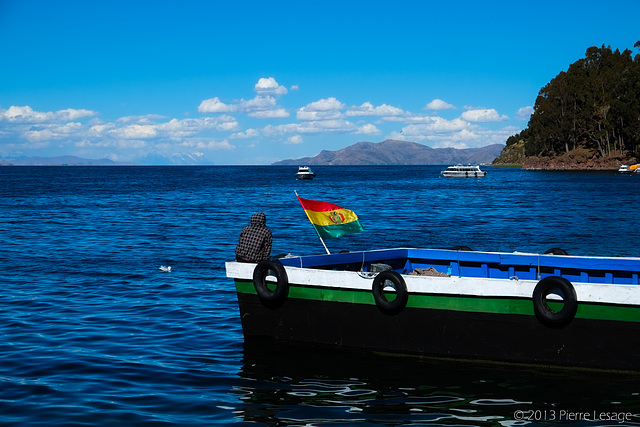 Estrecho de Tiquina - Lago Titicaca - Bolivia