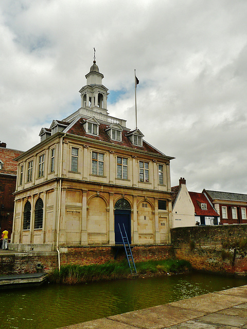 kings lynn custom house