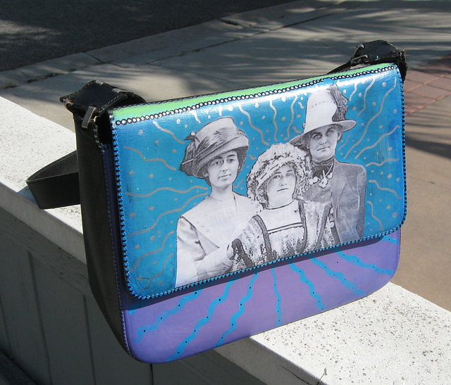 Hat Ladies Purse, front