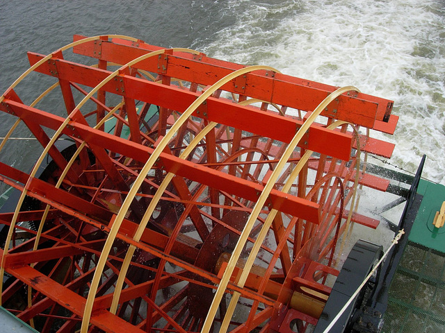 A real stern wheeler