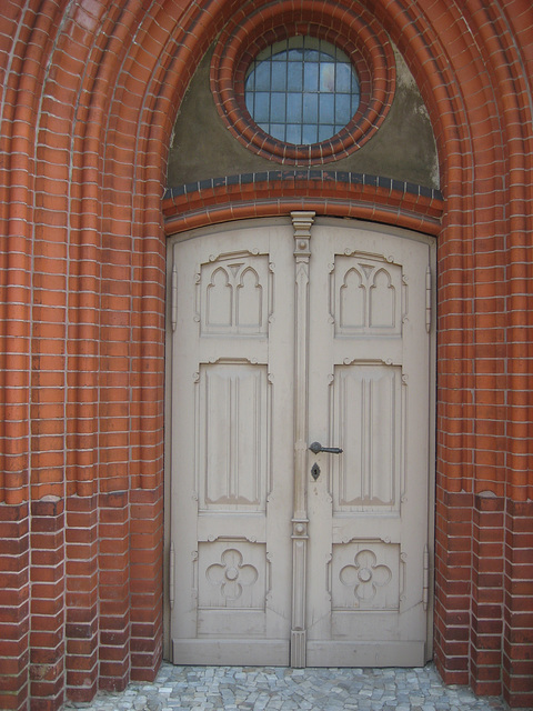 Kirchentür in  Ragow
