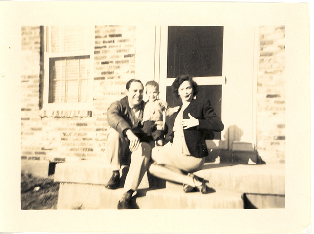 Carl, Alice and Little Ricky in Nashville about 1948