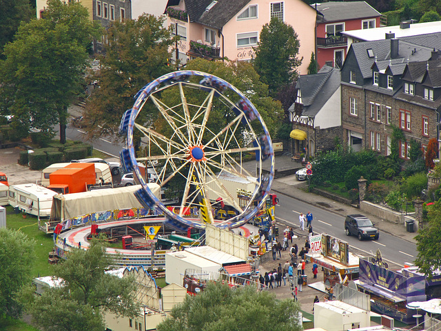 Volksfest zum Weinfest in Bernkastel-Kues