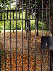 Ladbroke Square Gardens Gate