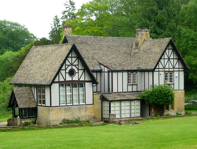 Victorian Shooting Lodge