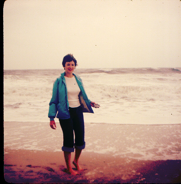 She sells sea shells, 1975