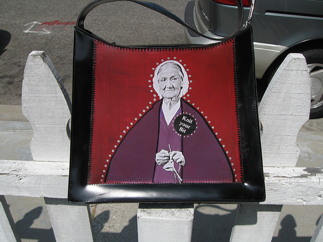 Knit Your Bit purse (back)