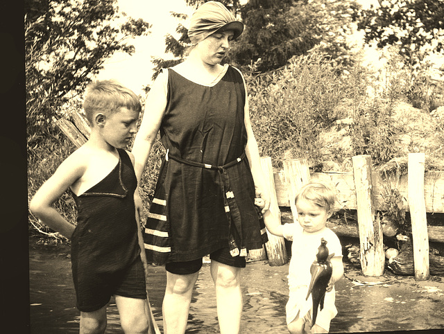 Summer! My dad with his mother and little brother, c. 1922
