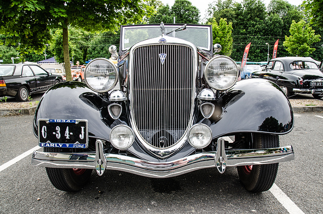 Ford V8 cabriolet