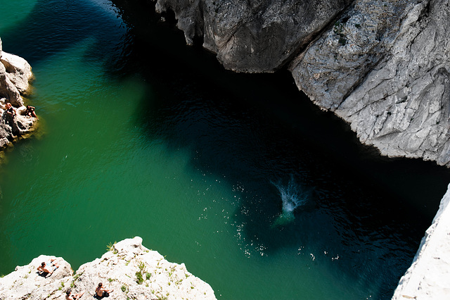 Saut du pont du Diable