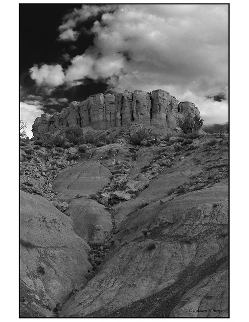 Ojito Wilderness black and white mesa