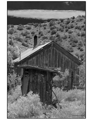 Madrid outhouse in black and white