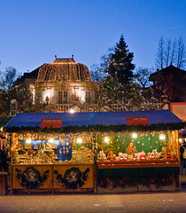 Abends auf dem Weihnachtsmarkt von Bozen - 2009-12-10-_DSC8246