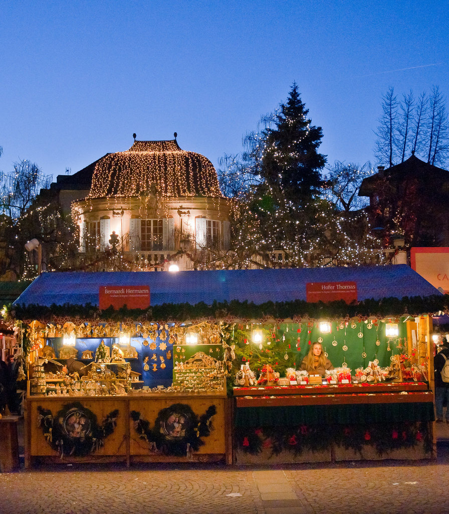 Abends auf dem Weihnachtsmarkt von Bozen - 2009-12-10-_DSC8246