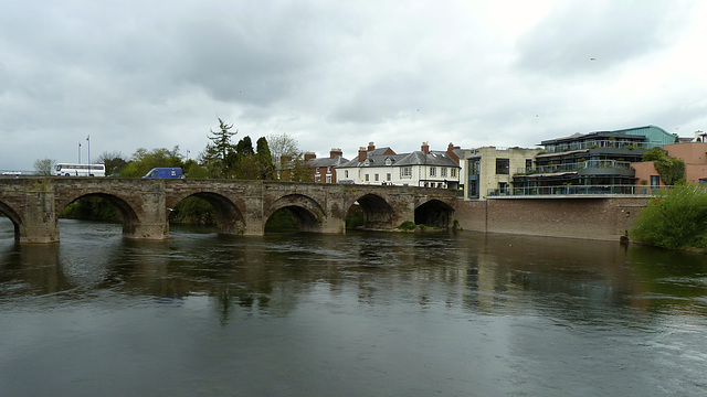 Hereford 2013 – Old bridge over the River Wye