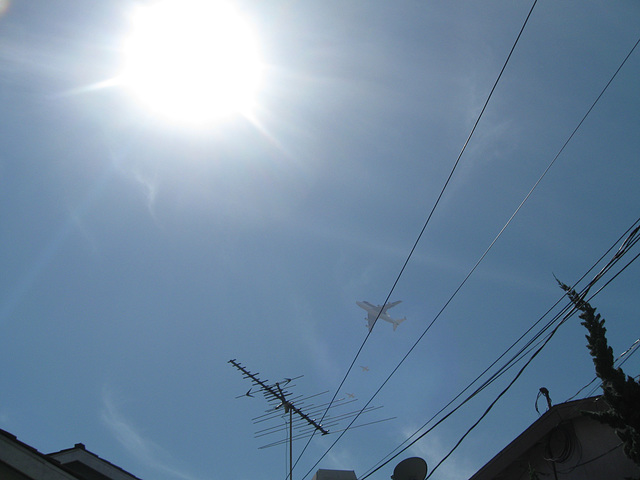 Endeavour flyover from MY HOUSE