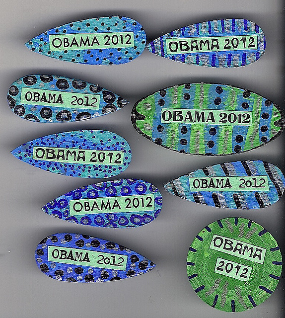 Another set of Obama 2012 pins