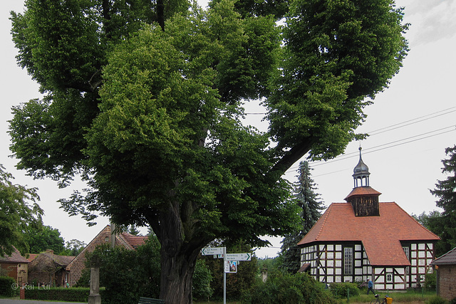 alte Fachwerkkirche Pechern