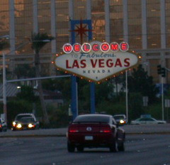 Las Vegas intro 1728a