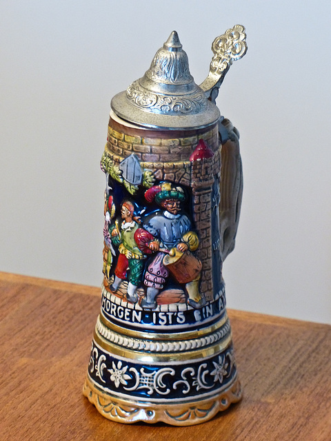 Musical beer stein