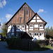 20121008 1581RWw Haus Arneke mit Brunnen, Bäckerei