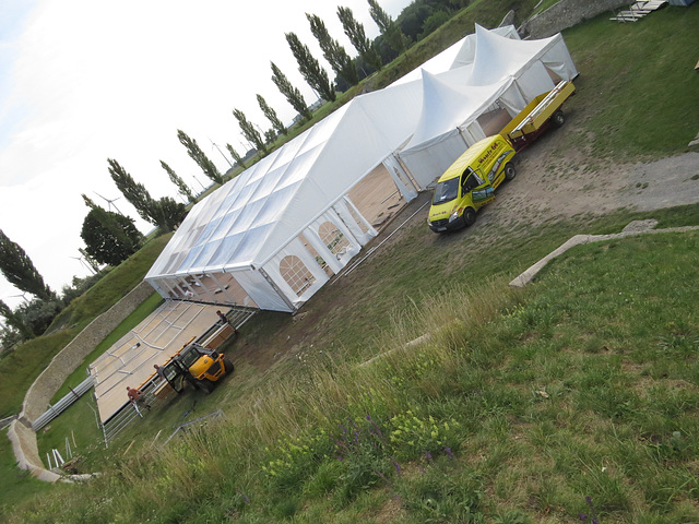 Carnuntum : l'intérieur de l'amphithéâtre.