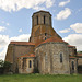 Chevet roman de l'église St-Pierre de Parthenay-le-Vieux