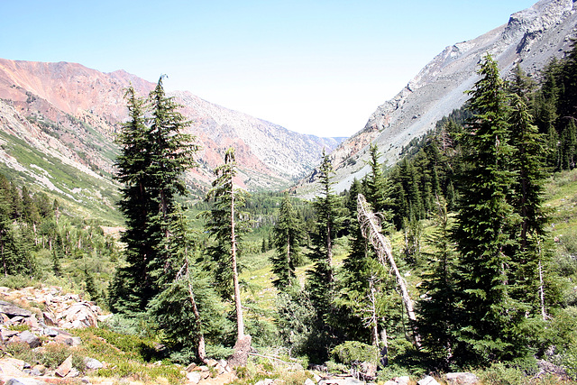 Lundy Canyon