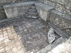 Aquincum, agglomération civile : grande piscine.