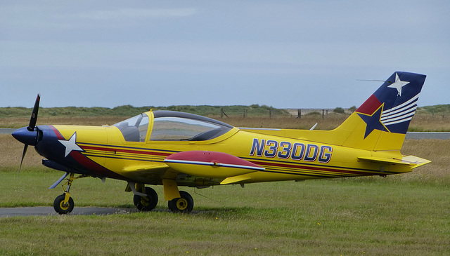 N330DG at Caernarfon (2) - 30 June 2013